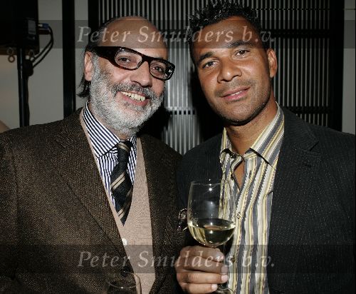 Amsterdam 21 september 2004
Presentatie wijnen Gordon in hotel Blakes.
Ruud Gullit met Willem
