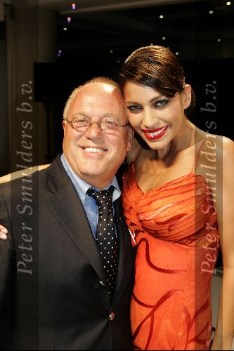 Monaco 10 september 2004
Modeshow Monique Collignon in Grimaldi. 
Touriya met Joop Braakhekke
