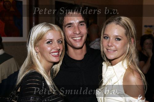 Amsterdam 16 september 2005
Premiere Aram v d Rest en Josine v Dalsum.
Wytske Kenemans en Aram v d Rest en Lutein v Kranen