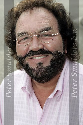 Ugchelen 7 september 2005
Gert Timmerman heeft koninklijke onderscheiding gekregen.
Arie Ribbens