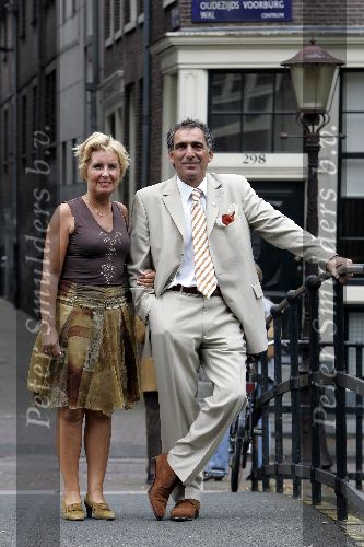 Amsterdam 6 september 2005
Aristakis met zijn vrouw in Amsterdam.