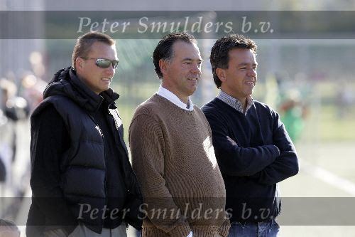 Amsterdam 17 september 2005
Benno Leeser met Yves Gyraths voetballen kijken bij zijn kleinzoon