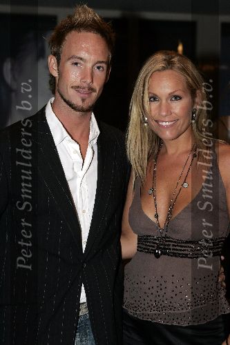 Utrecht 28 september 2005
Openingsavond van het 25e filmfestival met film Leef.
Tanja Jess en Charly Luske