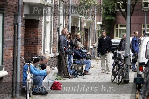 Amsterdam 15 september 2005
pers bij de woning van de ontvoerde claudia melchers