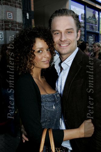 Den Haag 18 september 2005
Premiere Caveman met Winston Post.
 Fajah Lourens