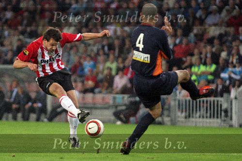Eindhoven, 24 September 2005
Kompetitiewedstrijd Seizoen 2005/2006
PSV-RBC, eindstand 2-0
Jan Vennegoor of Hesselink
© Foto Bart Bel