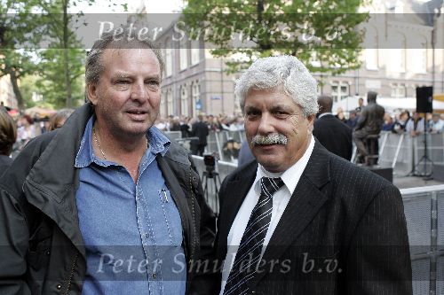 Amsterdam 23 september 2005
Onthulling beeld van Andre Hazes op zijn eerste sterfdag.
Jan v Galen en Connie Mus