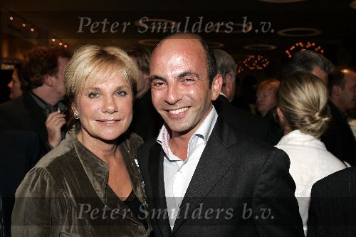 Utrecht 28 september 2005
Openingsavond van het 25e filmfestival met film Leef.
Monique v d Ven met Job Gottschalk
