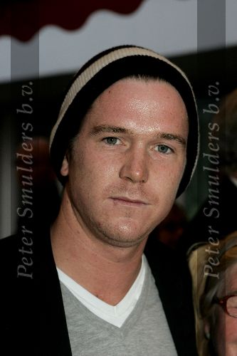Utrecht 28 september 2005
Openingsavond van het 25e filmfestival met film Leef.
Johnny de Mol met muts