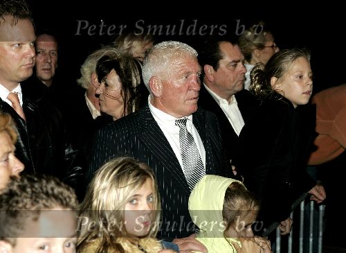 Hoek v Holland 23 september 2005
Joop Kruis  bij vuurpijl Andre Hazes op strand v Hoek v Holland