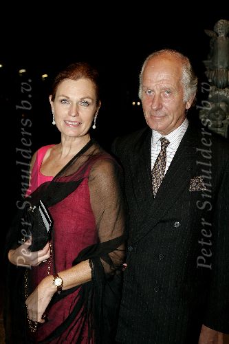 Amsterdam 10 september 2005
Modeshow Mart Visser in het Hilton.
Liz Snoyink met vriend