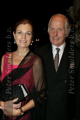Amsterdam 10 september 2005
Modeshow Mart Visser in het Hilton.
Liz Snoyink met vriend
