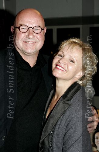 Utrecht 28 september 2005
Openingsavond van het 25e filmfestival met film Leef.
Renee Soutendijk met man