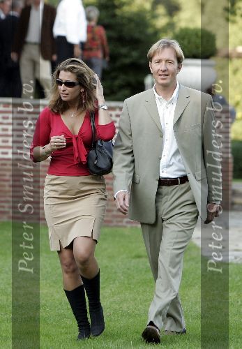 Wassenaar 18 september 2005
Trouwerij Roelof Hemmen en Marjon v Rijn.
Sacha de Boer met Rick Nieman