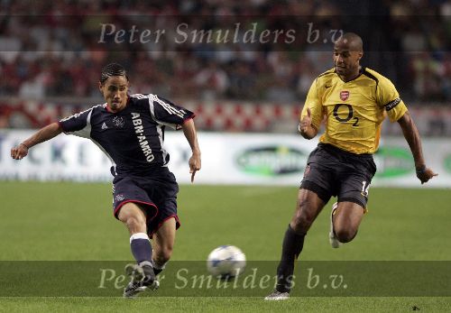 Amsterdam 27 juli 2005
Ajax-Arsenal 0-1 tijdens amsterdam tournament.
Thierry Henry en Steven Pienaar