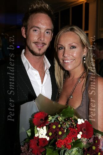 Utrecht 28 september 2005
Openingsavond van het 25e filmfestival met film Leef.
Tanja Jess en Charly Luske