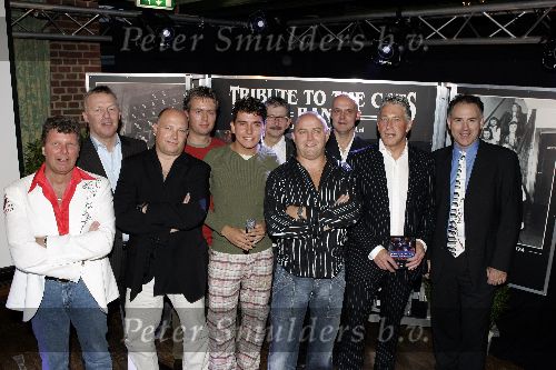 Volendam 29 september 2005
Presentatie dvd de cats in hotel spaander.
The cats met Jan Smit