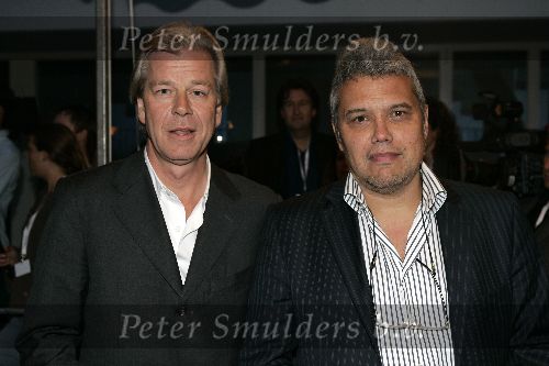 Utrecht 28 september 2005
Openingsavond van het 25e filmfestival met film Leef.
Theodor Holman met Gijs v d Westelaken