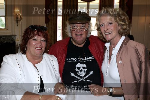 Amsterdam 2 september 2005
Presentatie boek Ramses Shaffy in hotel l\'europe.
Thijs v Leer met vriendin en