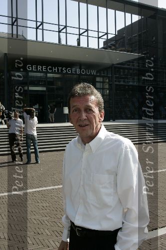 Utrecht 9 september 2005
Rechtzaak Rachel Hazes tegen de ex vrouw van Andre Hazes Annie.  Tom Metz