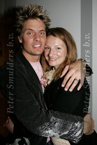 Den Haag 18 september 2005
Premiere Caveman van Winston Post.
Winston met Denise