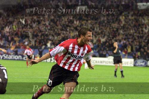 Arnhem 19 september 2001
PSV-Galatasaray 3-1
PSV blij na de 1-0 van Arnold Bruggink.