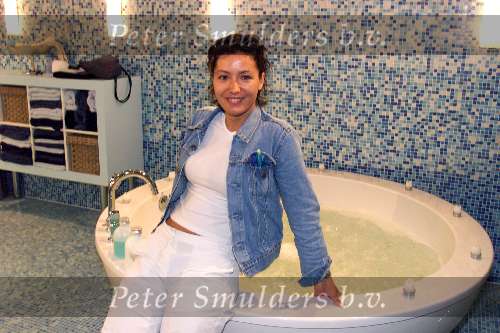 Almere 8 september 2001
Presentatie van Big Brother 3.
Interieur van Big Brother BB huis.
Bianca BB