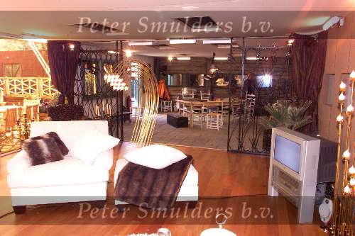 Almere 8 september 2001
Presentatie van Big Brother 3.
Interieur van Big Brother BB huis.
Diane en Frank