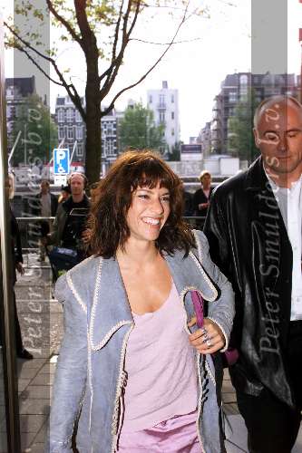 Amsterdam 23 september 2001
Premiere de Titanic in Carre
Ellen ten Damme met vriend