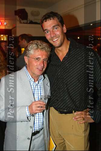 Hilversum 22 september 2003
Pincess records  presentatie in studio 21
Jacques D\\\'Ancona met vriend