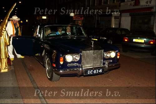 Amsterdam 4 september 2003
Surprise feestje voor babette Cremer vanwege haar 50e verjaardag in de engel op de albert Cuypstraat
Babette Cremer  met Jan Cremer en hun zoon in een oude Rolls Royce

 
 

Peter Smulders bv
