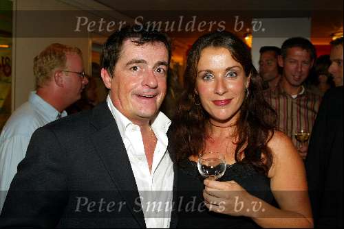 Amsterdam 22 september 2003
Premiere in de wolken
Johnny Kraaykamp jr met vriendin