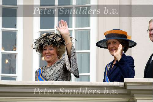 Den Haag16 september 2003
Prinsjesdag 2003. 
Prinses Margriet met Koningin Beatrix