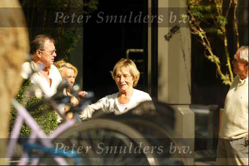 Amsterdam 17 september 2003
Rinus Michels met zijn vrouw Wil Michels op Cornelis Schuytstraat