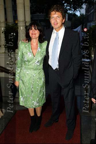 Amsterdam 9 september 2003
Modeshow Frans Molenaar in het Amstel hotel
Robert ten Brink met vrouw