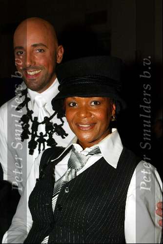 Amsterdam 24 september 2003
Premiere Henk v d Meyden in Carre
Ruth Jaccoth en Maik de Boer
