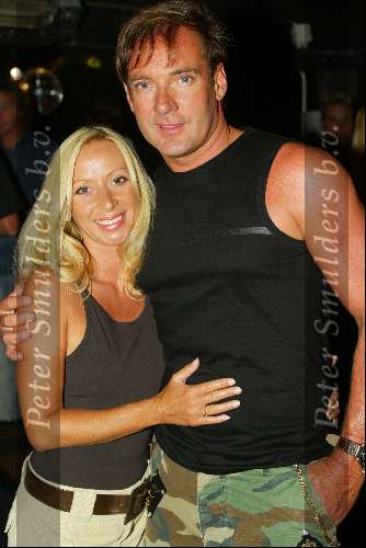 Amsterdam 4 september 2003
Presentatie cd gerard joling en the cooldown cafe met wino Gerard Joling en Sylvana Borsato