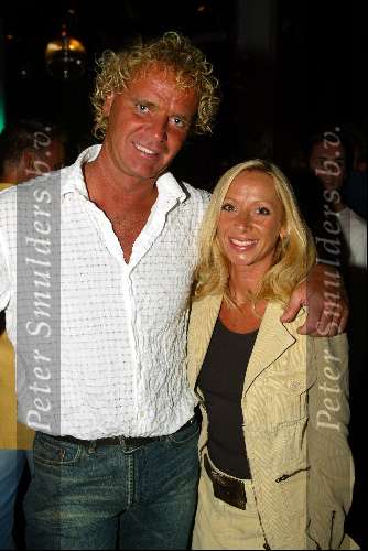 Amsterdam 4 september 2003
Presentatie cd gerard joling en the cooldown cafe met wino Wino Omtzigt en Sylvana Borsato
