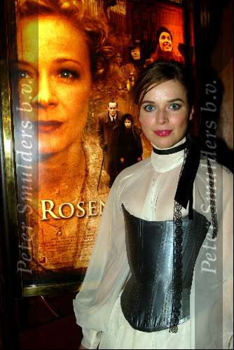 Amsterdam 23 september 2003
Premiere Rosenstrasse in tushinski
Thekla Reuten