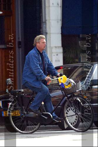 Amsterdam 26 september 2003
Theo v Gogh op de fiets