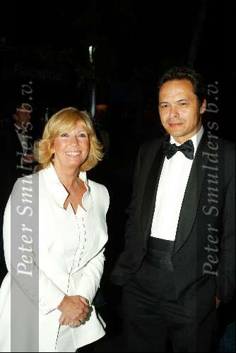 Hilversum 25 september 2003
Uitreiking van de gouden beelden in studio 21
Willeke Alberti met vriend
