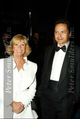 Hilversum 25 september 2003
Uitreiking van de gouden beelden in studio 21
Willeke Alberti met vriend