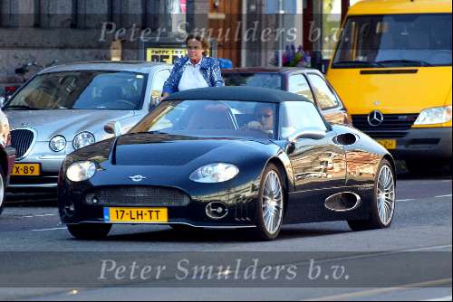 Amsterdam 25 september 2003
Winston Gerschtanowitz in SpykerCabrio van 250 000 euro