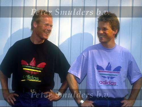 18 April 1990 Ronald Koeman en Erwin Koeman als coulmnisten voor Aktueel Wereldkampioenschap in Italie
