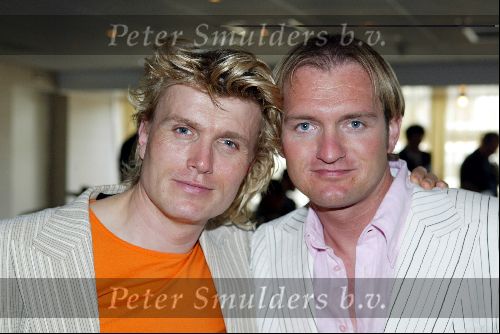 Scheveningen 27 april 2004
Lunch in het holland casino in scheveningen .
Chris Looman met Hans Klok