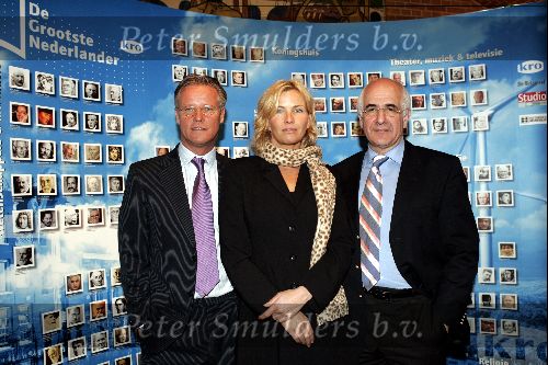 Amsterdam 26 april 2004
Persconferentie de grootste Nederlander.
Frits Spits met Fons de Poel en Anita Witsier
