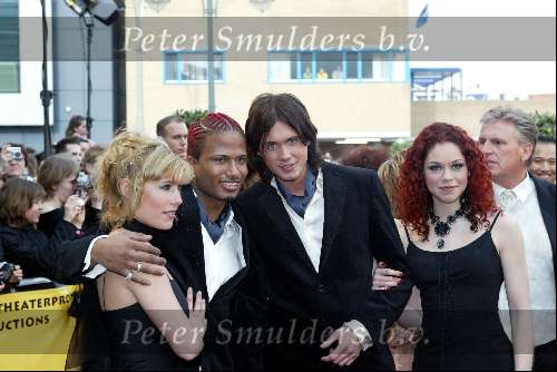 Scheveningen 4 april 2004
Premiere Lion King in Kurhaus.
Maud Idols JK idols Boris Idols en Irma Idols