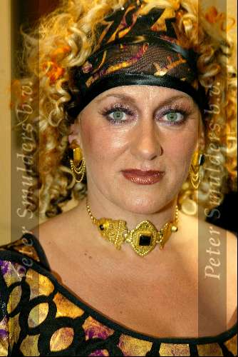 Scheveningen 4 april 2004
Premiere Lion King in Kurhaus.
Karin Bloemen