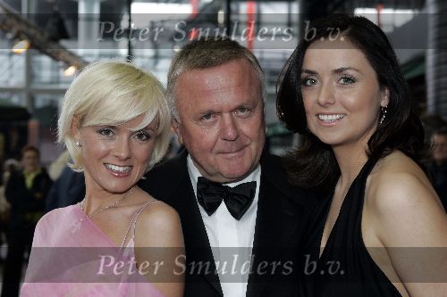 Rotterdam 16 april 2005
Luciano Pavarotti in Ahoy.
Harrie Mens met Suze Mens en Marloes Mens 
Peter Smulders bv