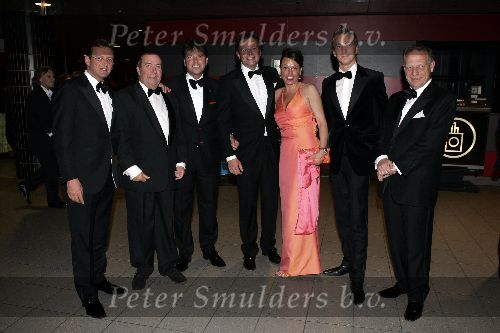 Rotterdam 16 april 2005
Luciano Pavarotti in Ahoy.
Johan Westermeijer met vrouw Mariska Sjaak v Vliet Chris Luken en .Wim Zegwaard (r)
Peter Smulders bv